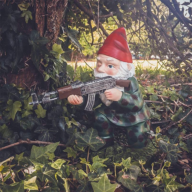 🎃HALLOWEEN🎃Military Garden Gnome With Camouflage Uniform And AK47