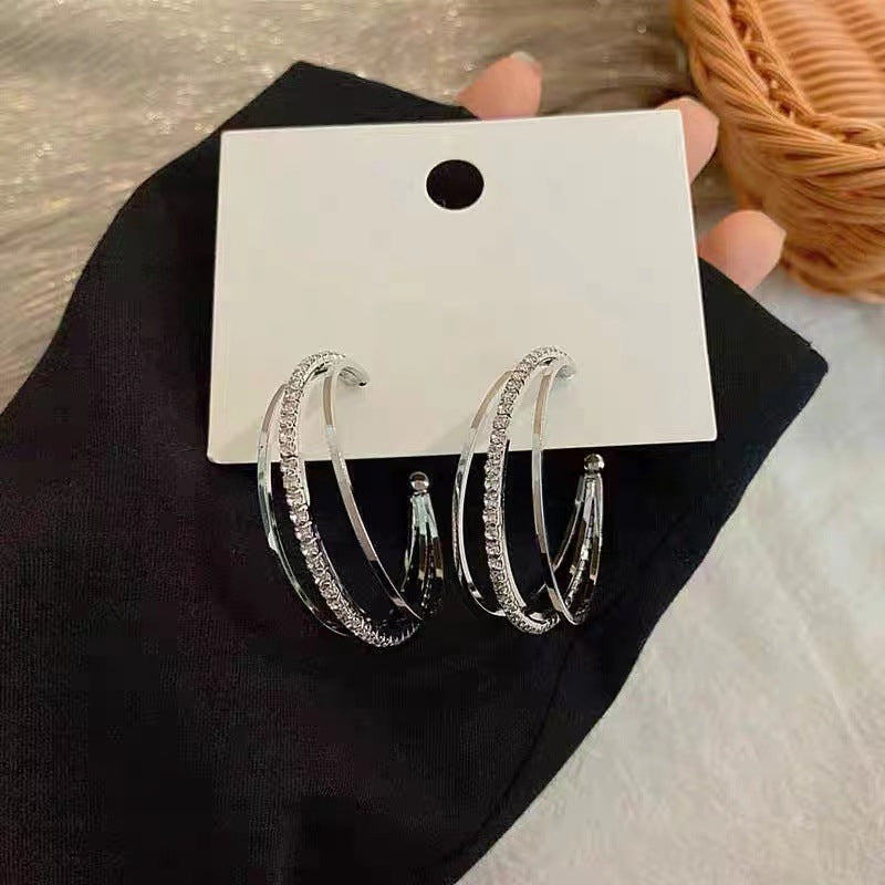 C-Shaped Three Hoop Earrings