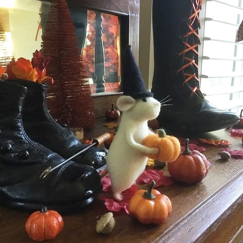 Halloween Felt Mouse and Pumpkin Ornament