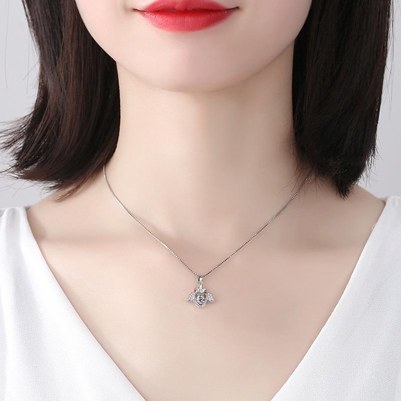 Elegant Pendant Necklace for Women