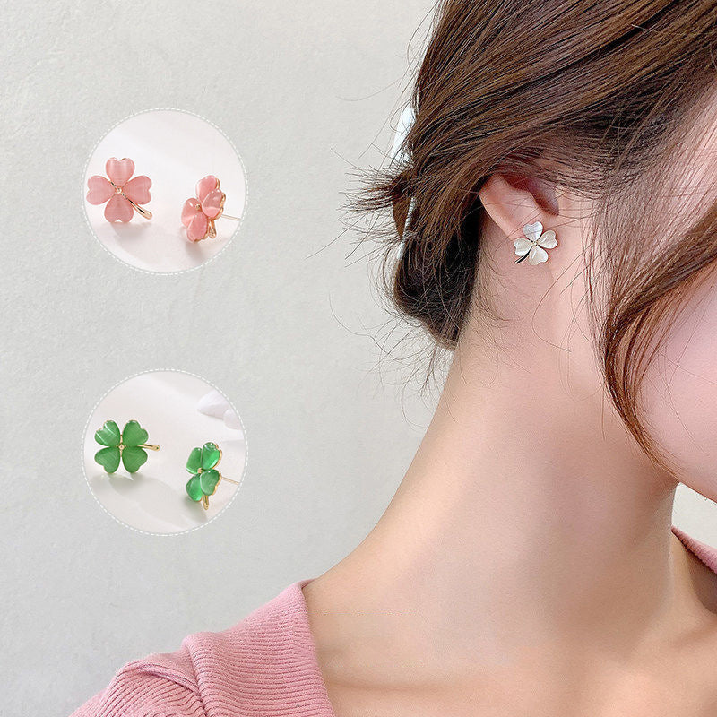 Heart-shaped Opal Lucky Four-leaf Clover Earrings